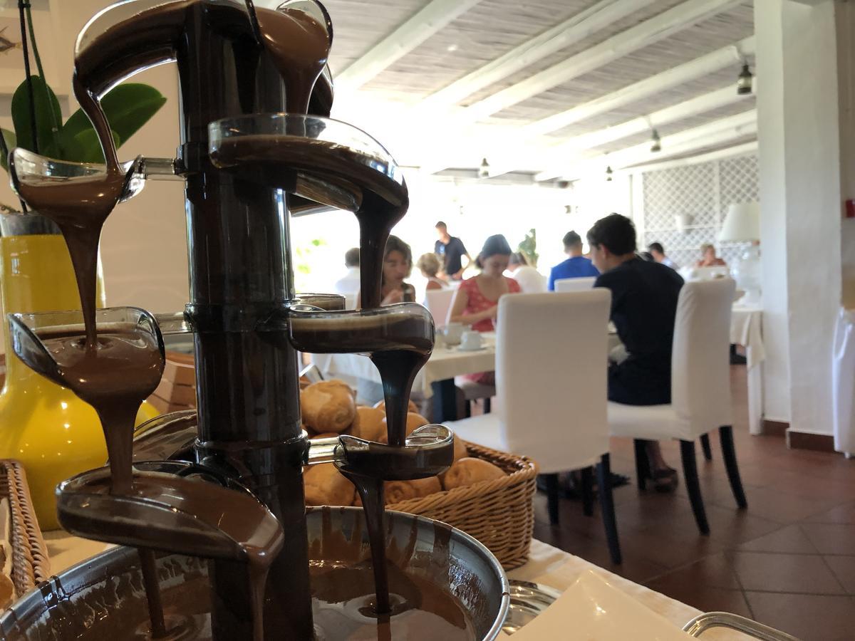Hotel Le Ginestre Πόρτο Τσέρβο Εξωτερικό φωτογραφία